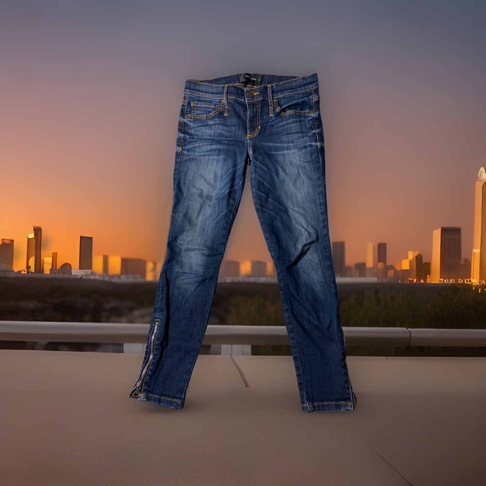 Calvin Rucker Women's Blue  "True Heart" Zip Ankle 5-Pocket Crop‎ Jeans Size 28
